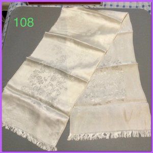 Vtg Elegant Embossed Scarf_108